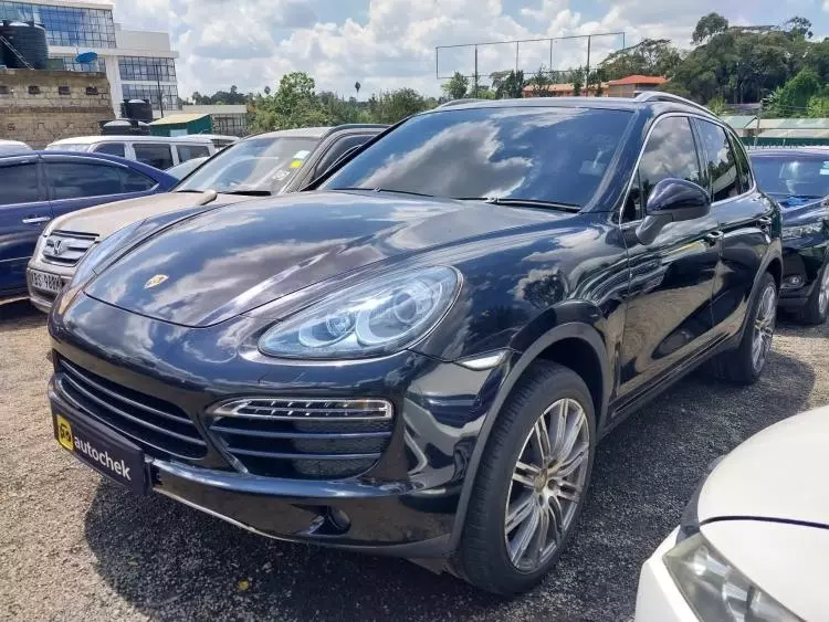 PORSCHE Cayenne