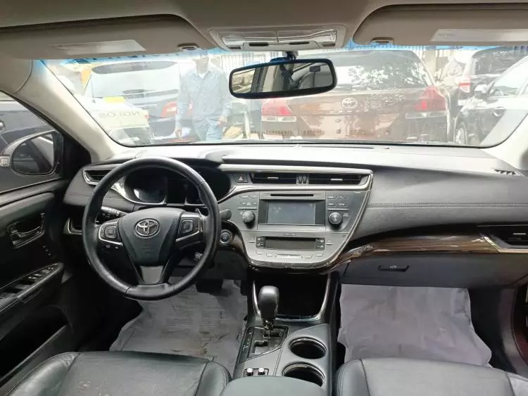 Toyota Avalon