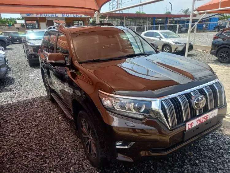 Toyota Land Cruiser