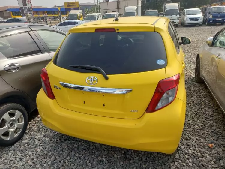 Toyota Vitz