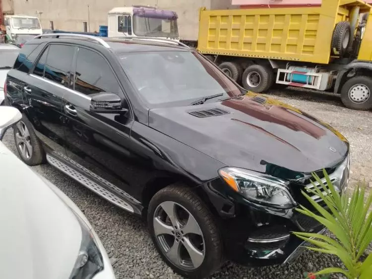 Mercedes-Benz GLE 350