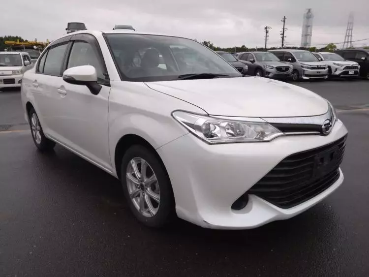 Toyota Axio