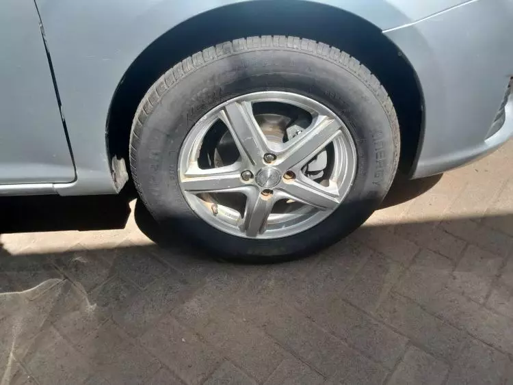 Toyota Axio
