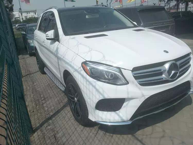 Mercedes-Benz GLE 350