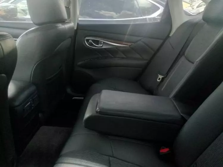 Nissan Fuga