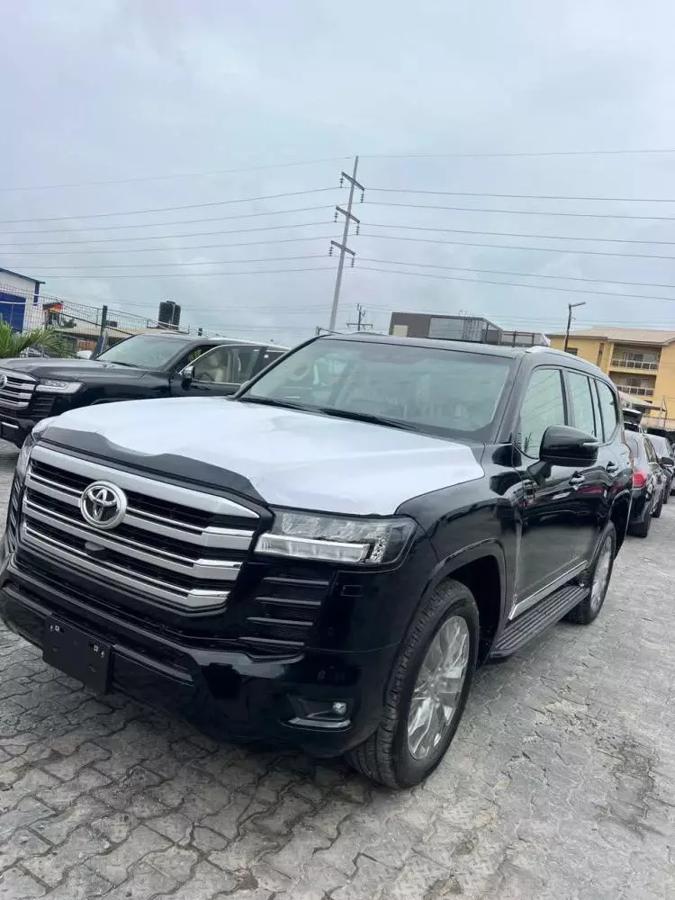 Toyota Land Cruiser VX