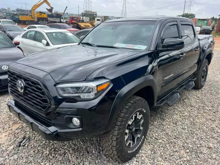 Toyota Tacoma