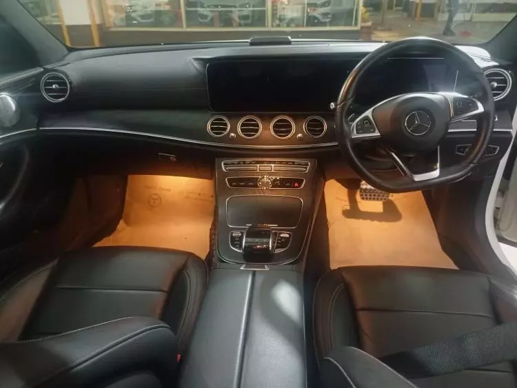 Mercedes-Benz E250