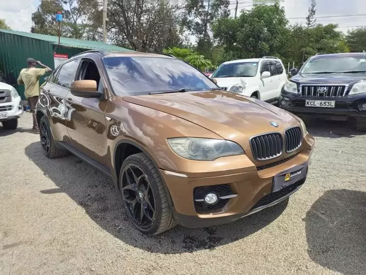 BMW X6