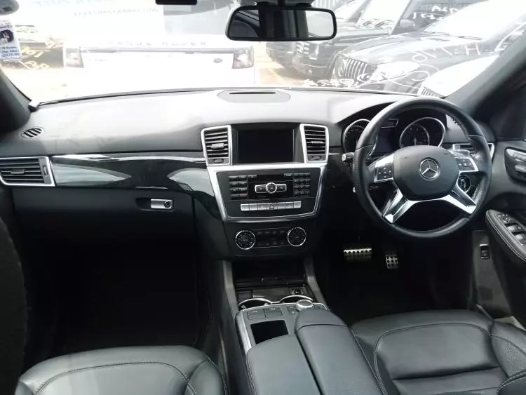 Mercedes-Benz ML 350