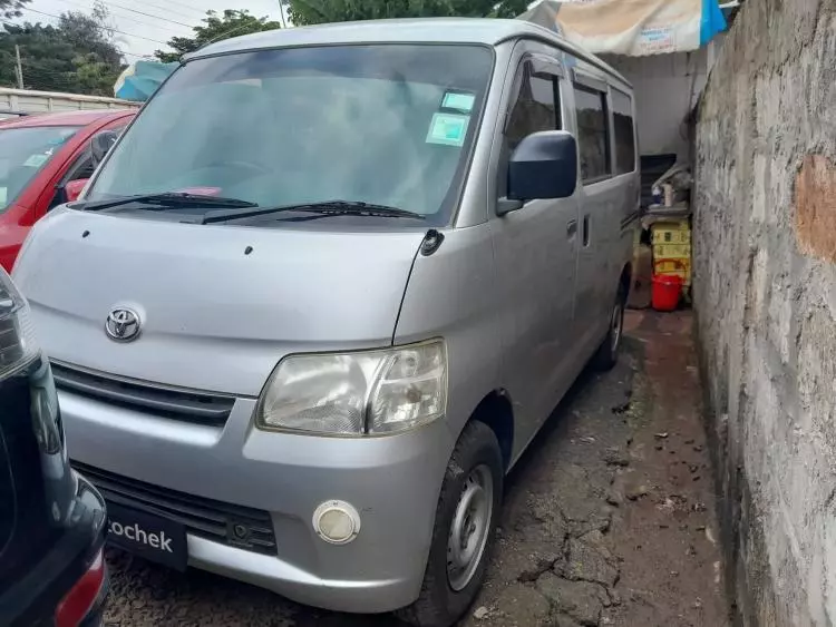 Toyota Town Ace