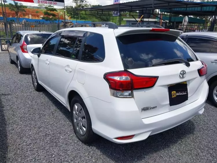 Toyota Fielder