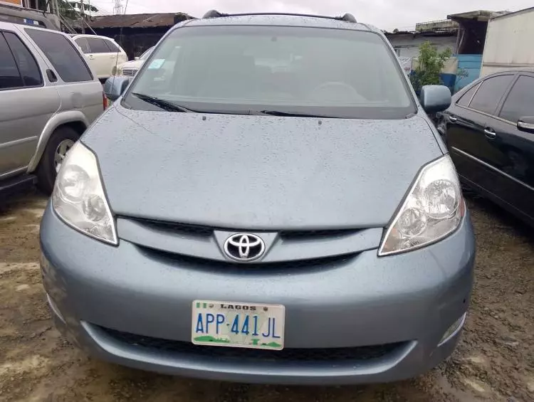 Toyota Sienna