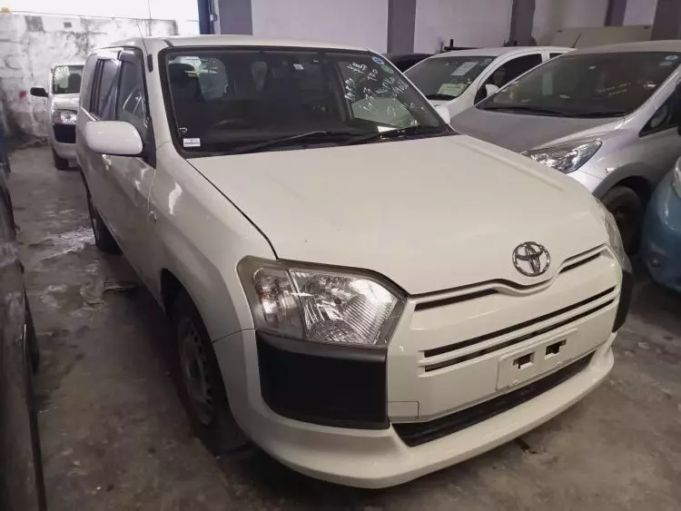 Toyota Succeed 