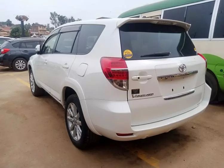 Toyota Vanguard