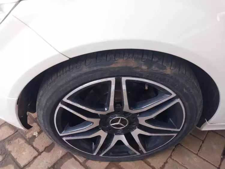 Mercedes-Benz C 200