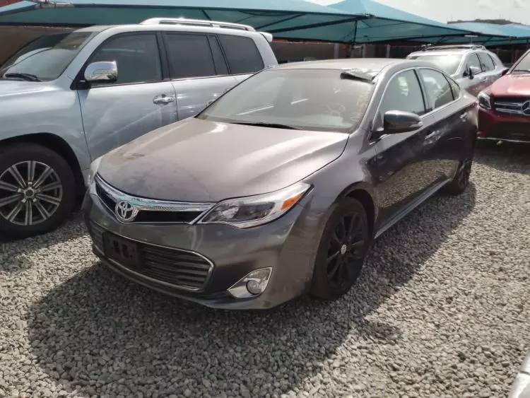 Toyota Avalon