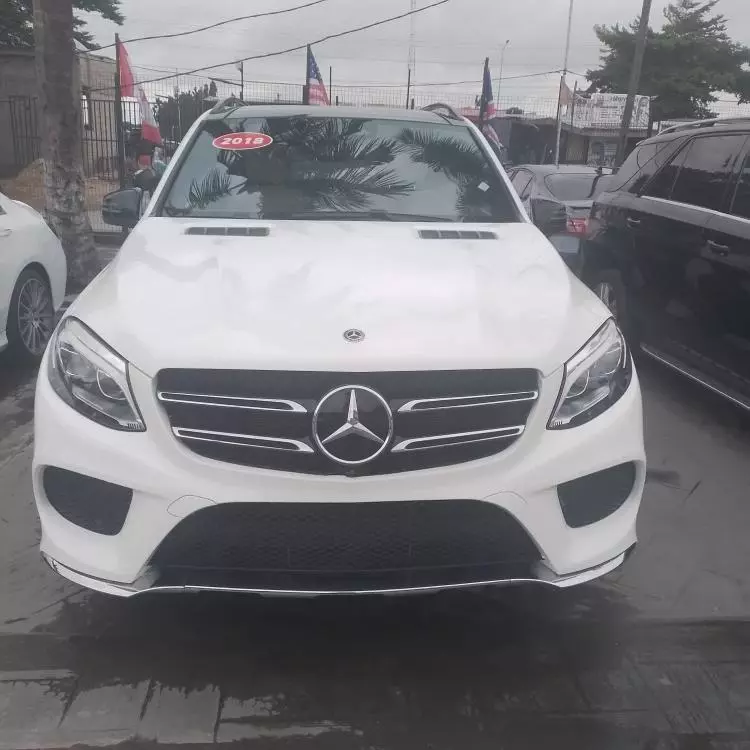 Mercedes-Benz GLE 400