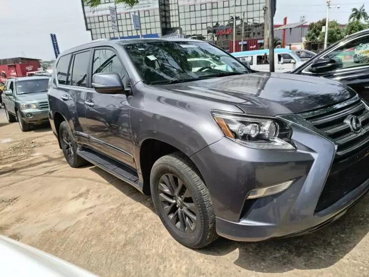 Lexus GX 460