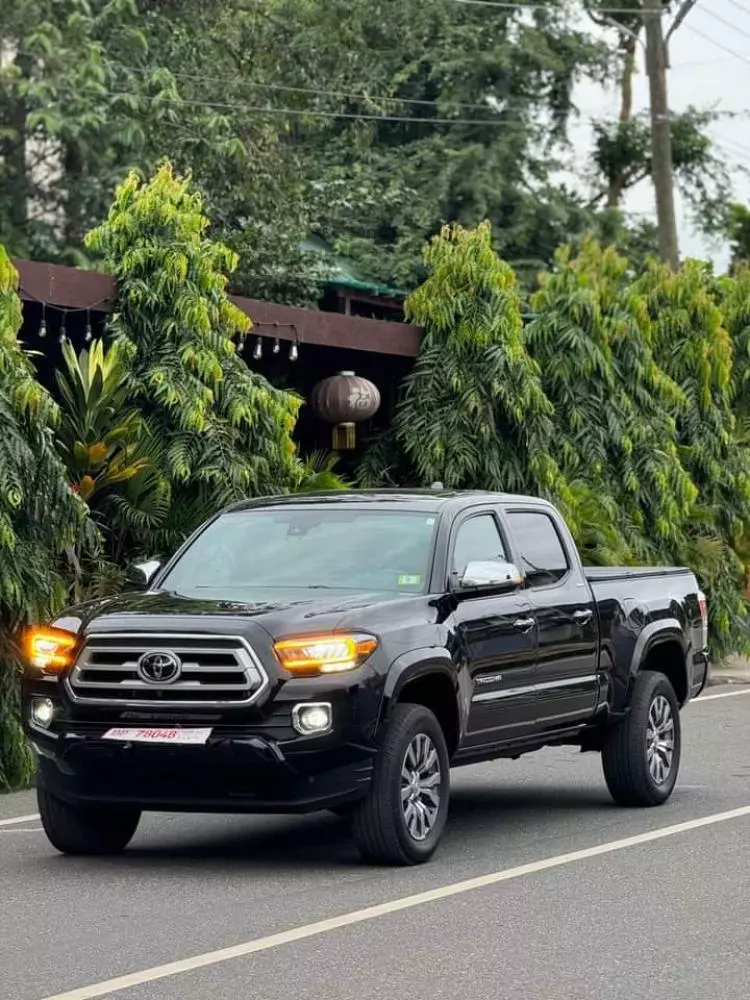 Toyota Tacoma