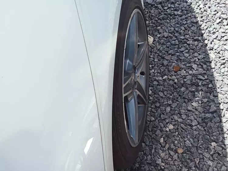 Mercedes-Benz C200