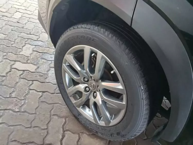 Lexus NX300h Hybrid