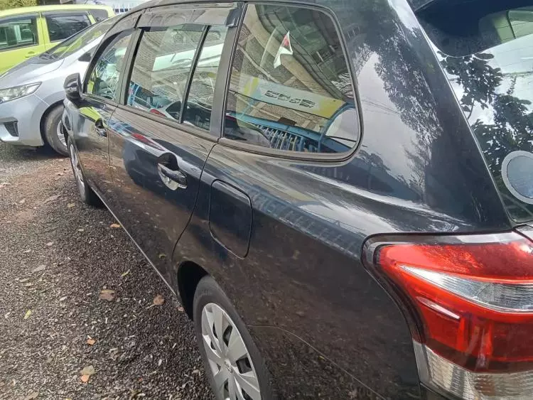 Toyota Fielder