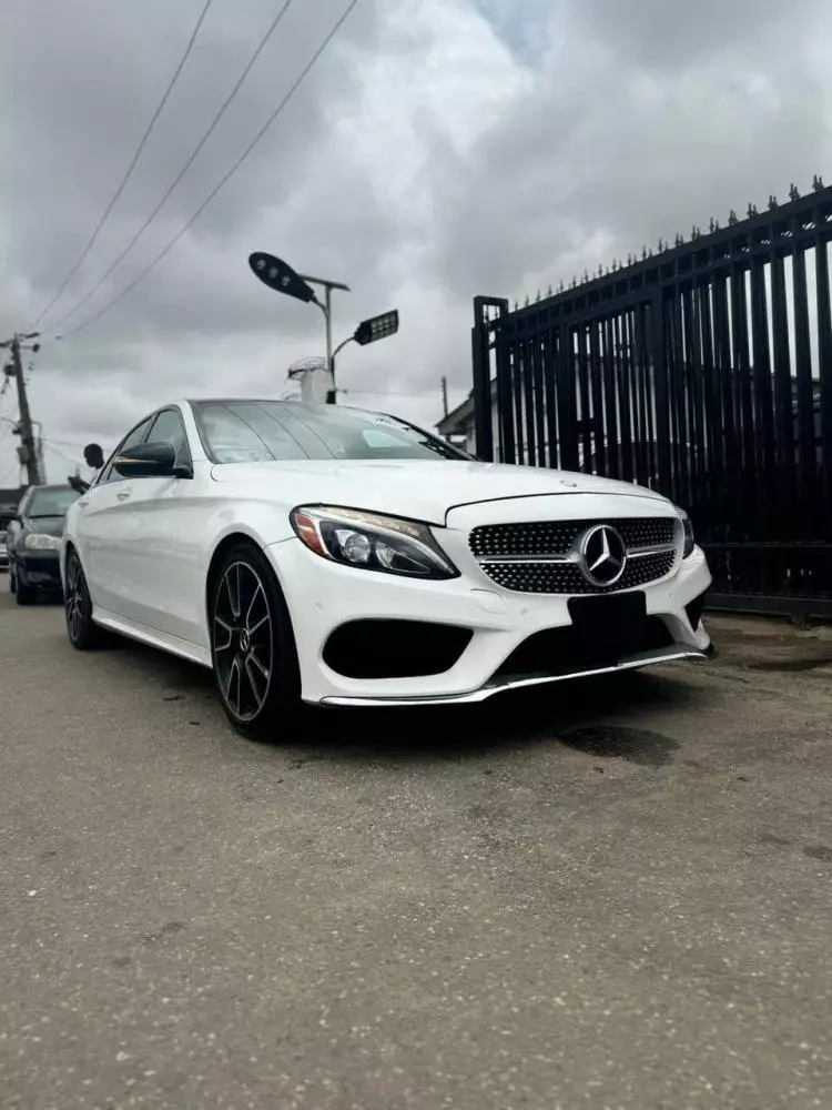 Mercedes-Benz C 450 AMG