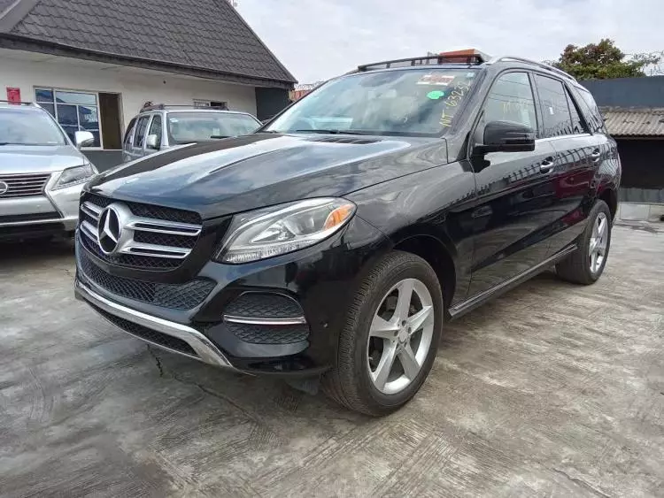 Mercedes-Benz GLE 350