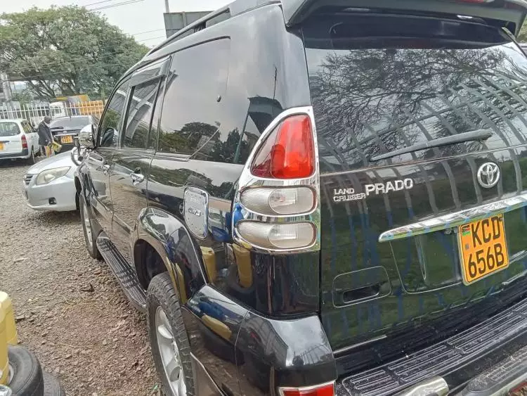 Toyota Landcruiser Prado