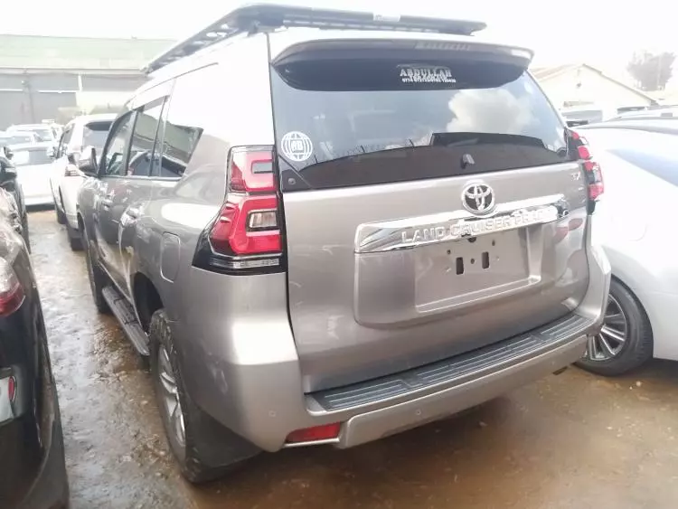 Toyota Landcruiser Prado