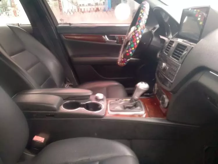 Mercedes-Benz C 300