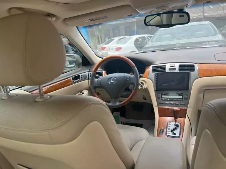 Lexus ES 330