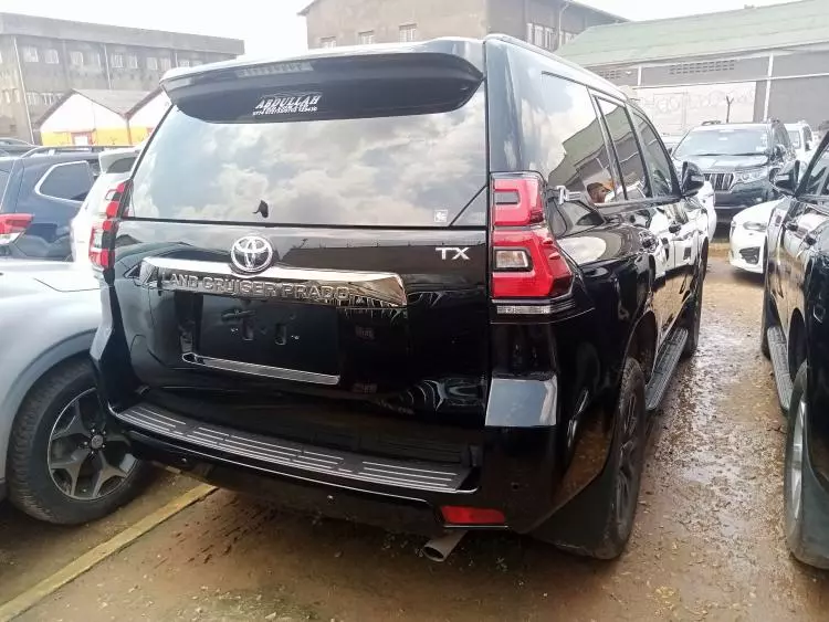 Toyota Landcruiser Prado