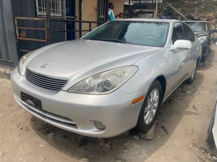 Lexus ES 330