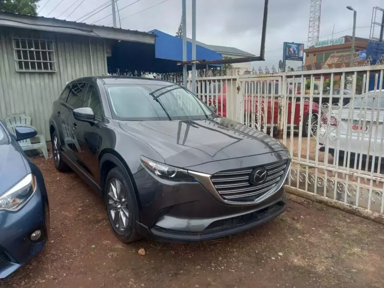 Mazda CX-9