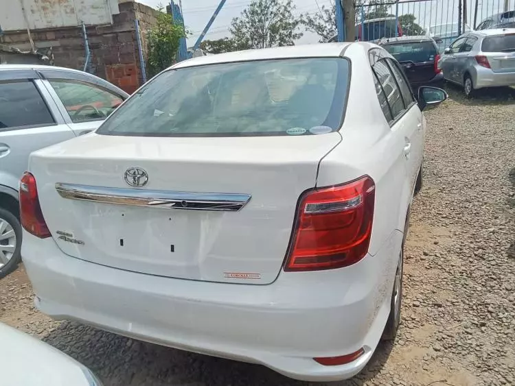 Toyota Axio