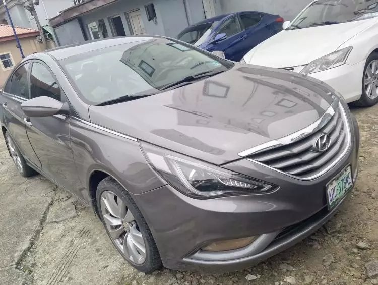 Hyundai Sonata