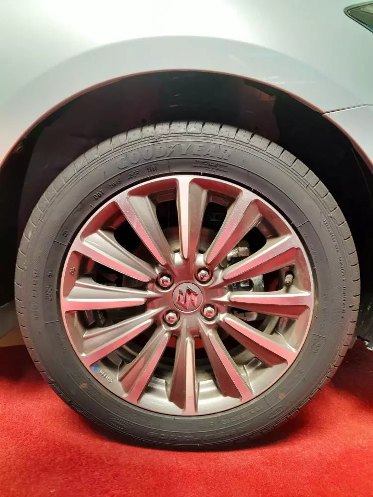 SUZUKI Ciaz