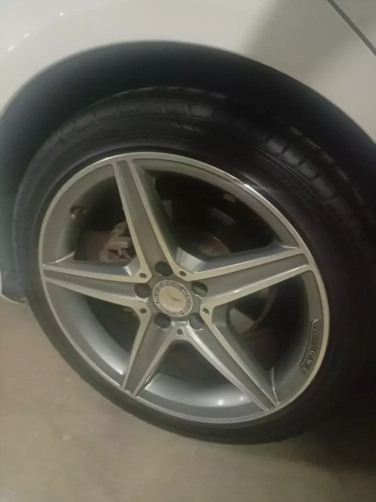 Mercedes-Benz C 200