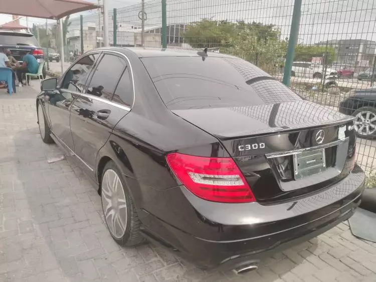 Mercedes-Benz C 300