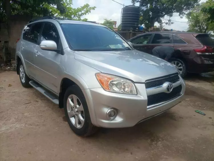 Toyota RAV 4