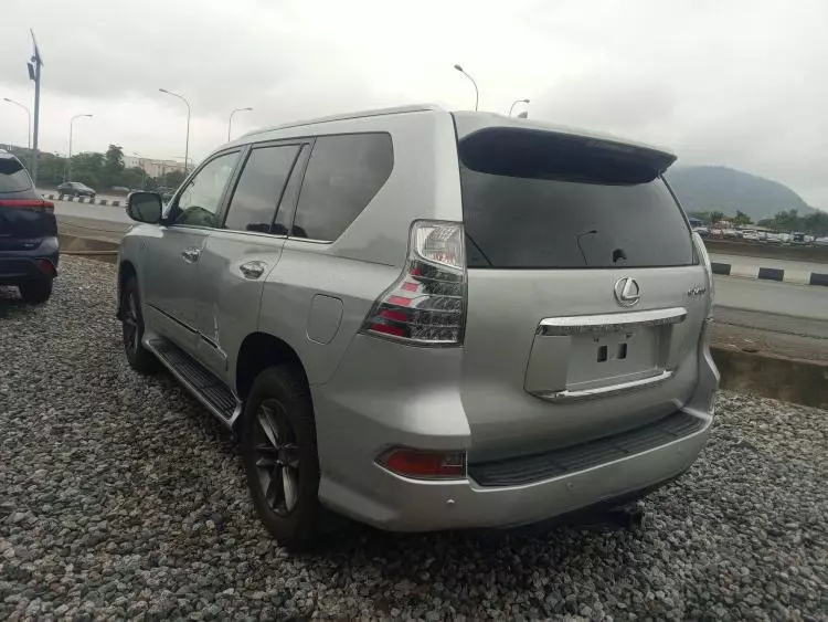 Lexus GX 460