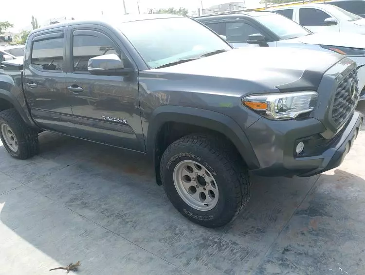 Toyota Tacoma