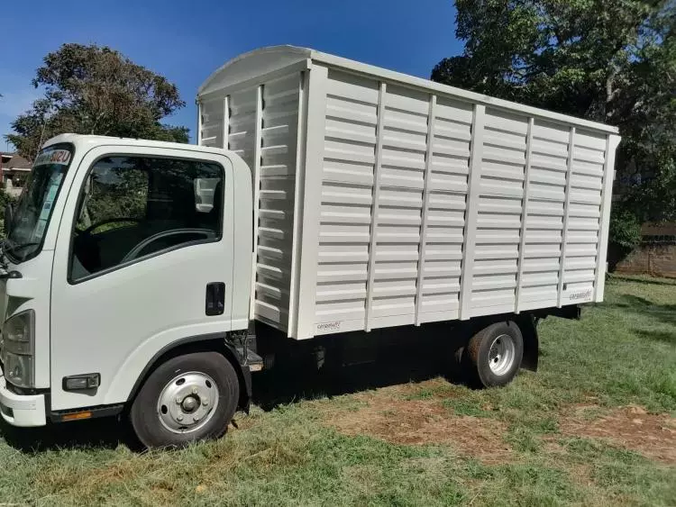 Isuzu NMR