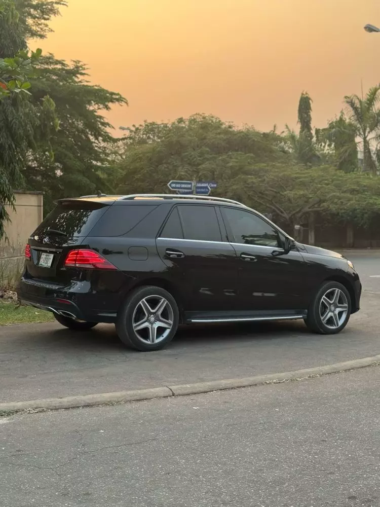 Mercedes-Benz GLE 350
