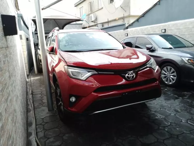 Toyota RAV 4