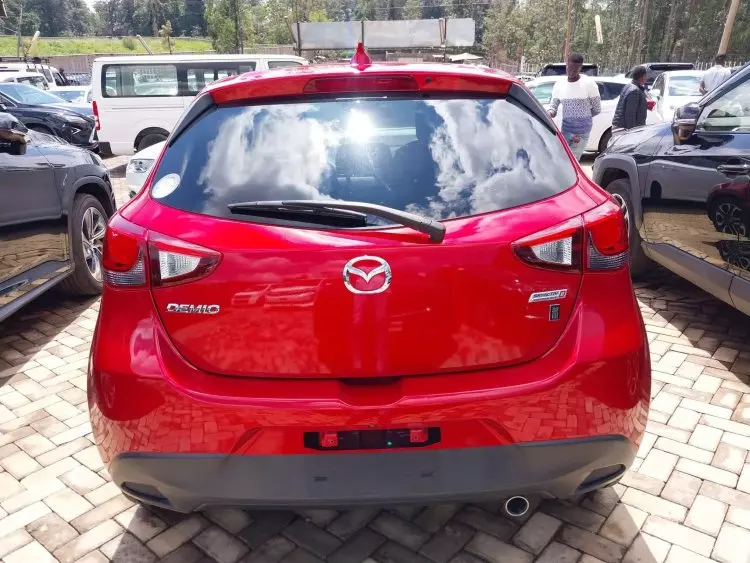 Mazda Demio