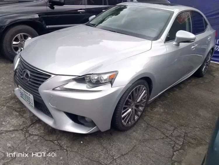 Lexus IS 250