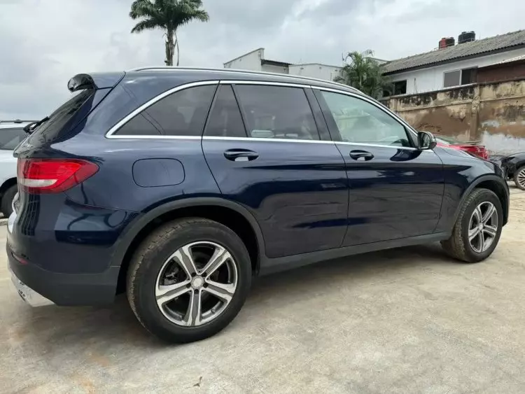Mercedes-Benz GLC 300